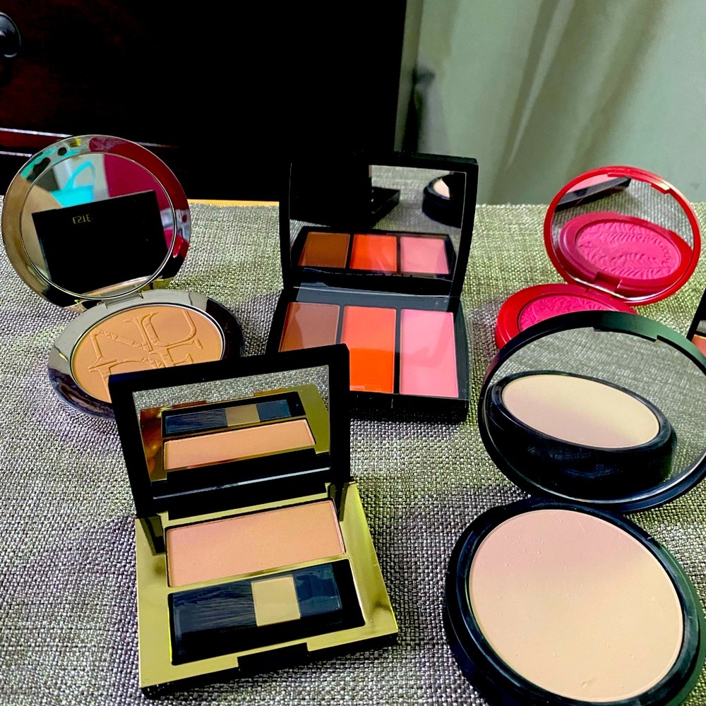 Glamorous Makeup Bundle 💄